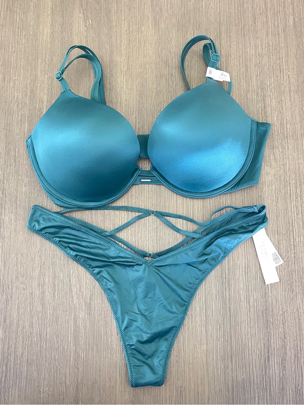 NWT Victoria’s Secret Very Sexy Push Up Bra and Panty